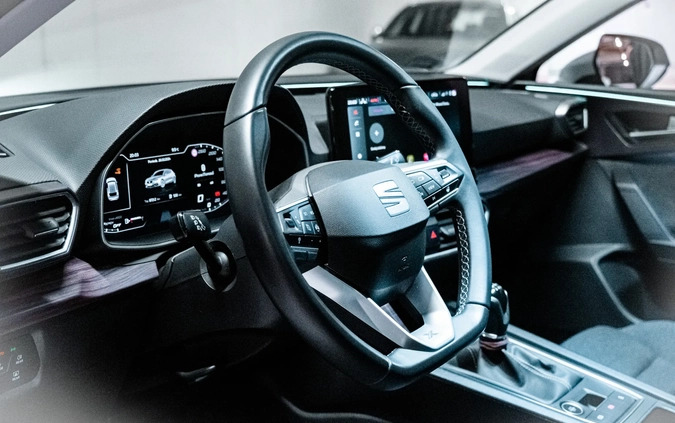 Seat Leon cena 85900 przebieg: 62673, rok produkcji 2021 z Garwolin małe 92